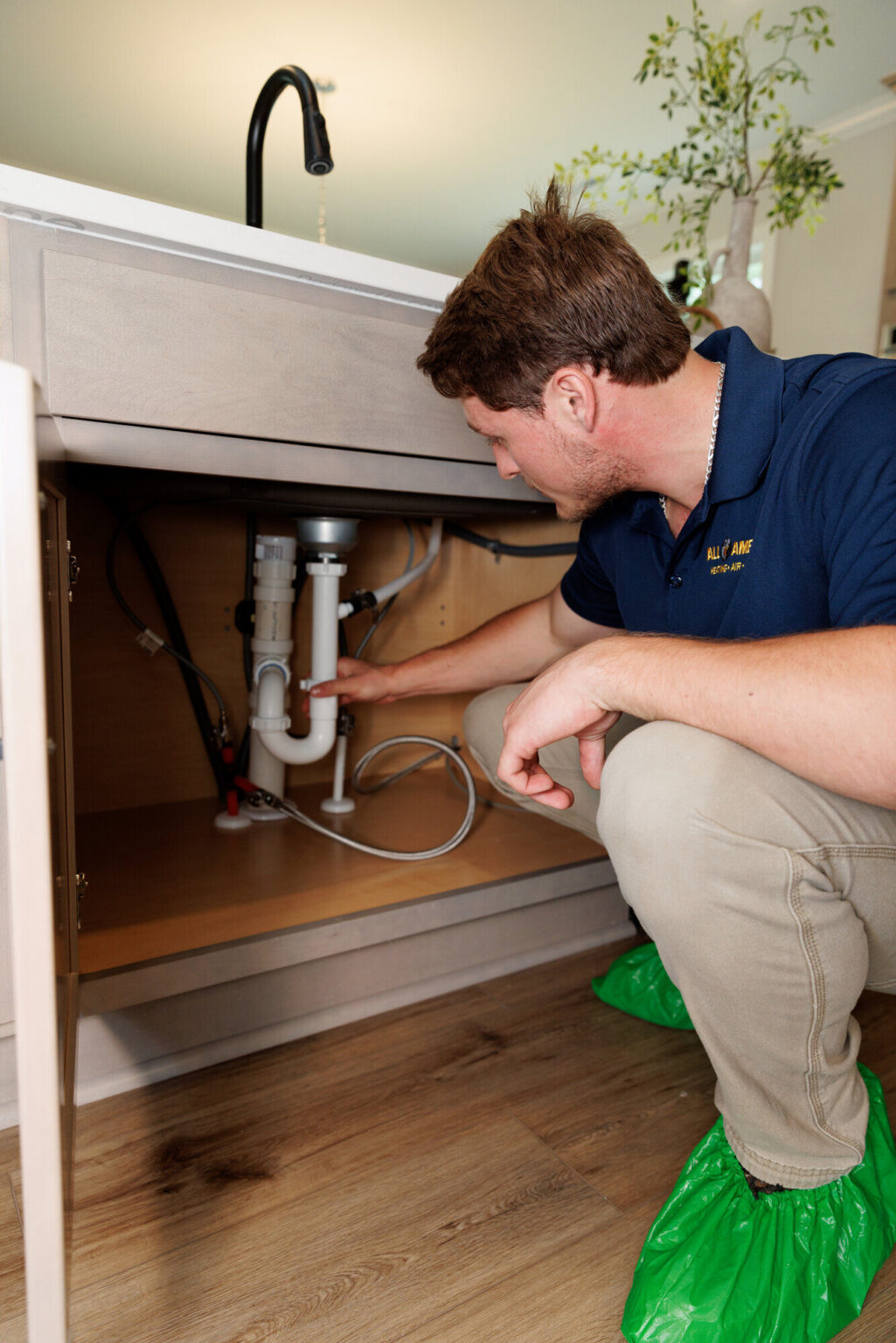 under-sink-plumbing-repair